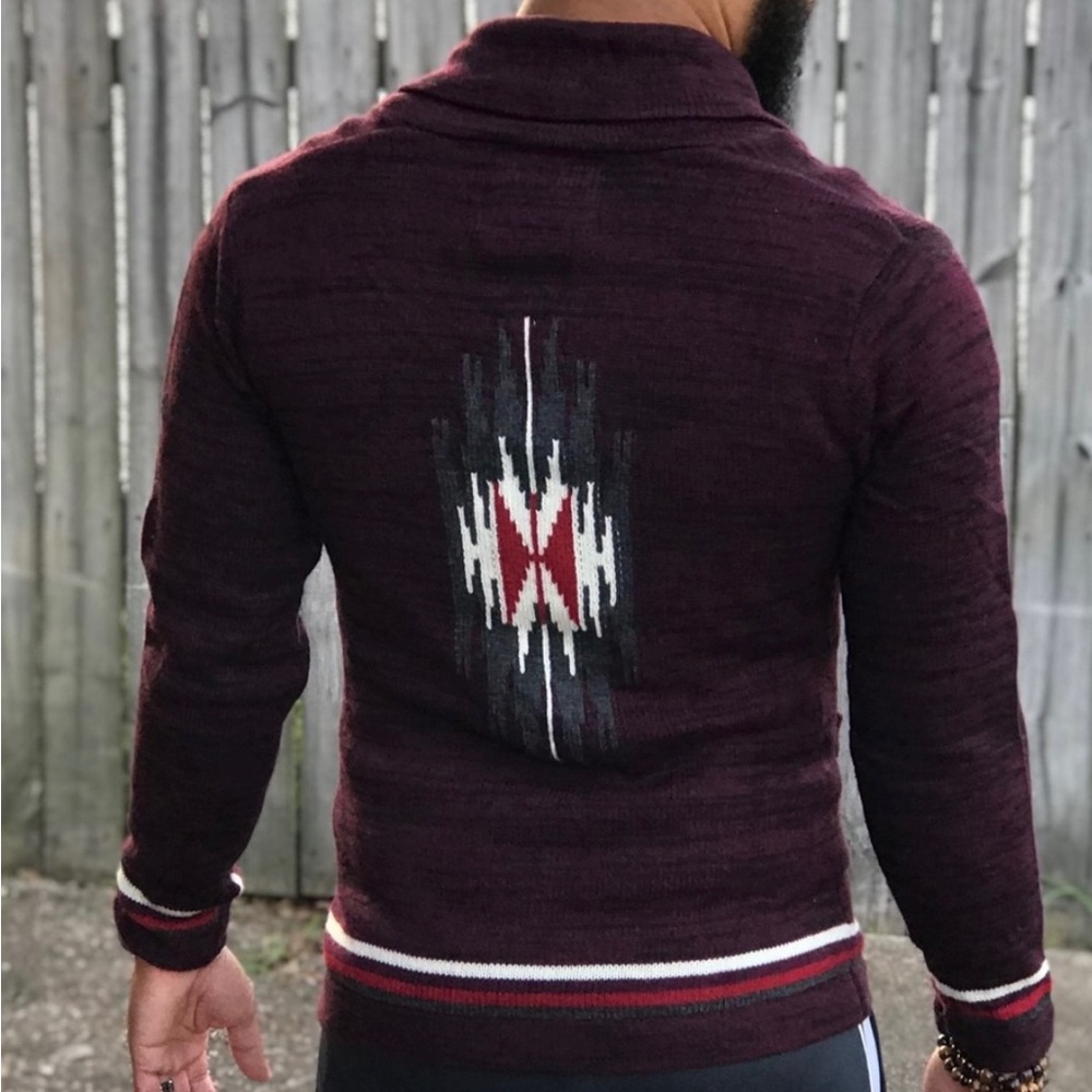 Stare mens cardigan sweater, sz M Aztec design.